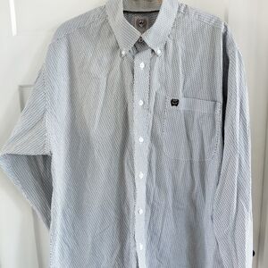 Men's Black and White Patterned Shirt